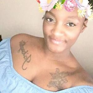 Meet your Posher, Erica